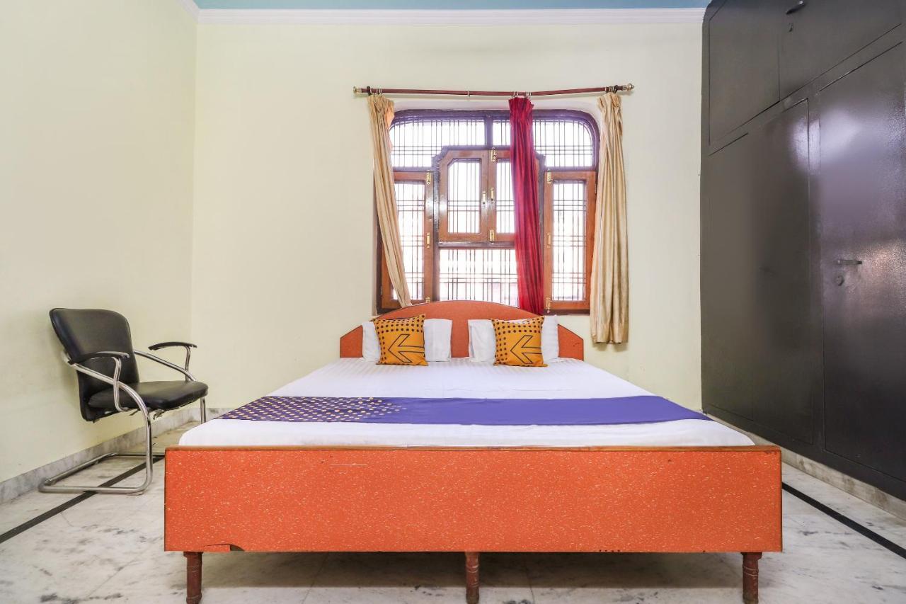 SPOT ON 70311 Rangoli Palace Hotel Lucknow Esterno foto
