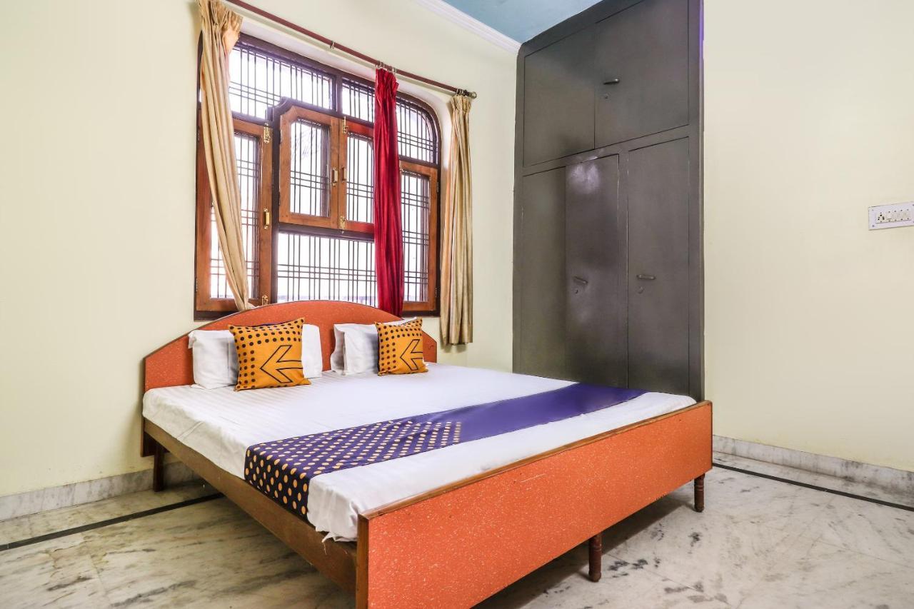 SPOT ON 70311 Rangoli Palace Hotel Lucknow Esterno foto